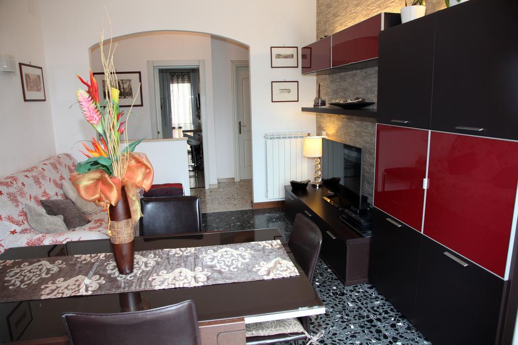 A Casa Di Simone A Viareggio Apartment Exterior photo